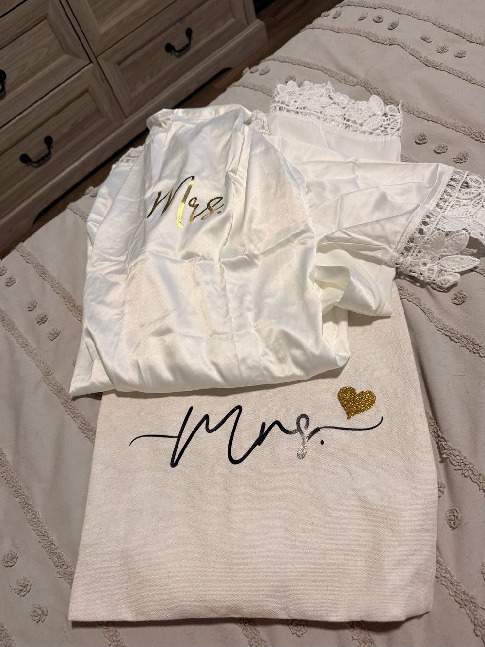 Bridal 'Mrs.' Satin Robe with Lace Trim and Tote